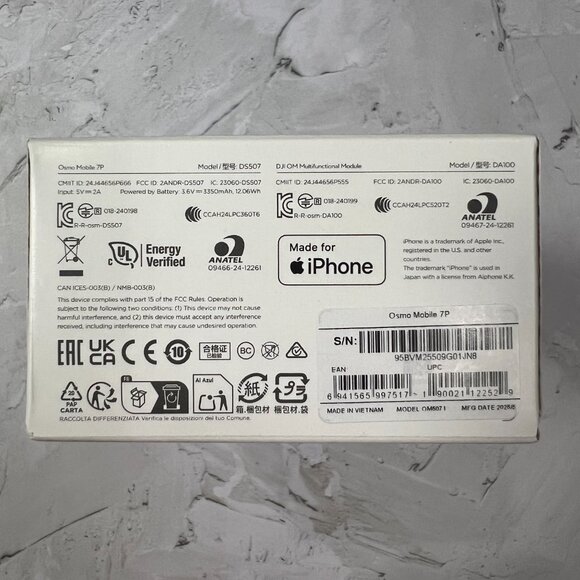 NEW DJI Osmo Mobile 7P Phone 3-Axis Gimbal Vlogging Tripod Selfie Stick NIB - Picture 4 of 7